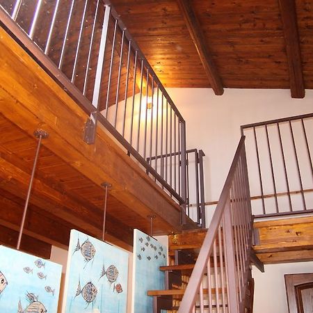 チェファルLa Finestra Sotto La Roccaアパートメント 部屋 写真